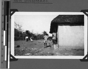 Students, Usoke, Unyamwezi, Tanzania, 1933