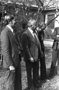 FBG Bookshop Meeting in Cairo, 1976. From left to right: Hugh Thomas, Halim Saloum, Lorens Hed