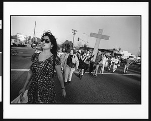 Anti-violence protesters from the Pasadena coalition walking, 1996