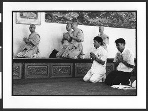 Prayer service at Wat Thai Temple, North Hollywood, Los Angeles, California, 2003