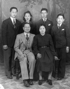 Kyeng Bo Kim family