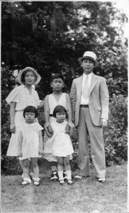 Hahn Jang Ho, Soon Bohk Hur, Richard and Selma Hahn and another girl