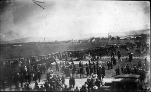 Crowd at Redwood Aviation School