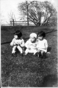 Selma and Ramona Hahn and another child