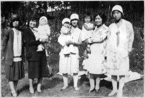 Soon Bohk and Sunda Hur, Selma and Ramona Hahn, 3 other women, another baby