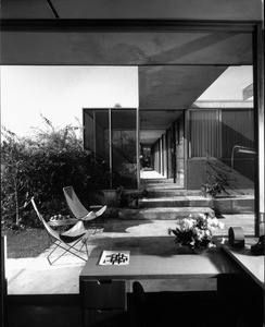 Interior view of the Julius Shulman House and Studio, Los Angeles, 1949-1950