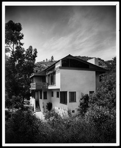 Exterior view of the Druckman House, Los Angeles, 1941