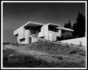 Exterior view of the Victoria Mc Almon(Macalmon) Residence, Los Angeles, 1935