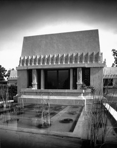 Exterior view of the Hollyhock House, Los Angeles, 1921