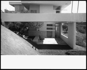 Exterior view of the Fitzpatrick House, Los Angeles, 1936