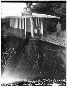 Flood in Hollywood area, 1952