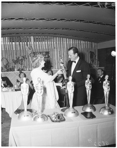 Film awards at Del Mar Club, 1953