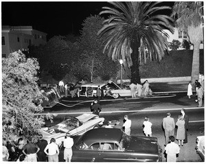 Auto accident and fire at 1303 Beverly Glen, 1958