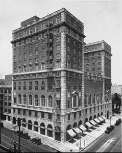 Jonathan Club, 6th & Figueroa St., Los Angeles, 1930?