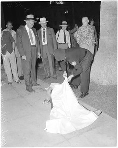 Shooting (man killed by offricers)--Attempted robbery and kidnap, 1954