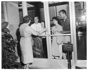 First couples to get June marriage licenses, 1960