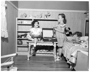 Blind children (visiting teachers aid mother in realizing child's needs), 1953