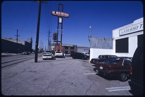 Wow Knit Inc., Los Angeles, 2004