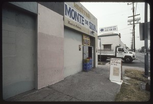 Industrial buildings along Washington Boulevard from Budlong Avenue to Normandie Avenue, Los Angeles, 2004