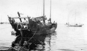 Chinese junk in Vladivostok harbor