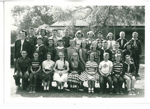 Class Photo #7: Students and Teacher