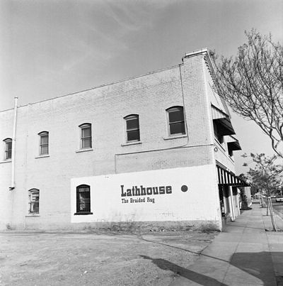 Side View of Advertising on Business Building on Mission Street