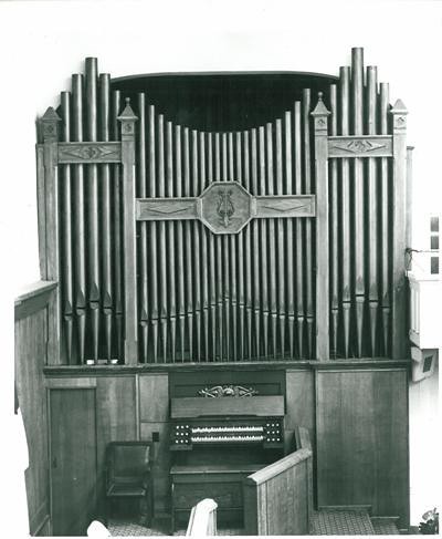 Organ at Grace Brethren Church