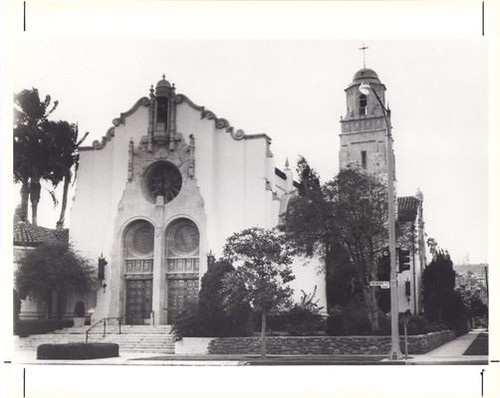 Holy Family Catholic Church