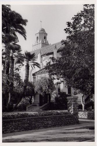 Holy Family Catholic Church