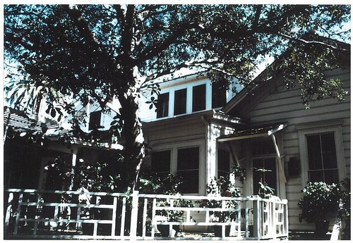 1975 Slide Show: Cultural Landmarks of South Pasadena: Porter Residence, Side View