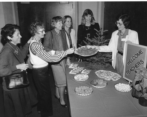 Carolyn Flemming, Dr. Helen Cease, Karen Goshen, June Glover, and Fran Blackwell at Teacher Reception