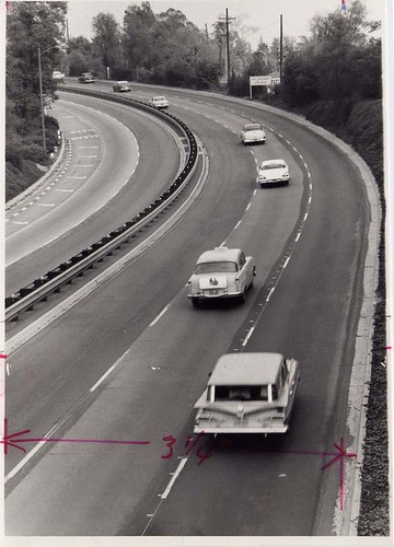 Northbound Traffic Near End of Arroyo Seco Parkway