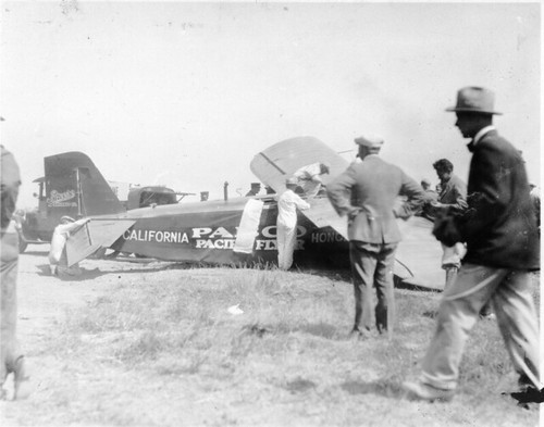 NX646 thomas hasher dole air race image