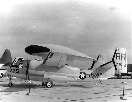 Grumman WF-2 Larry Peterson photo