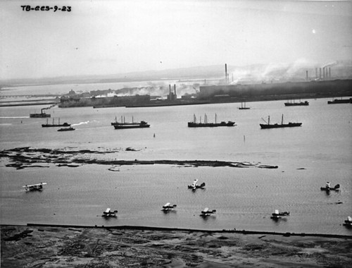 Pictionid65222557 - catalogyoung0047 - title curtiss f5ls and douglas dt-2s moored in boston harbor sep23 -