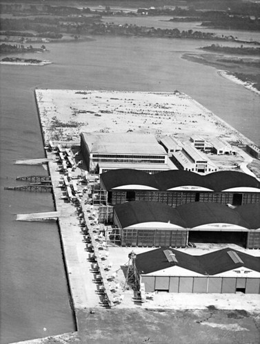 Pictionid65222429 - catalogyoung0041 - title douglas dt-2 vt-1 lined up for inspection at nas hampton roads 1923-24 -