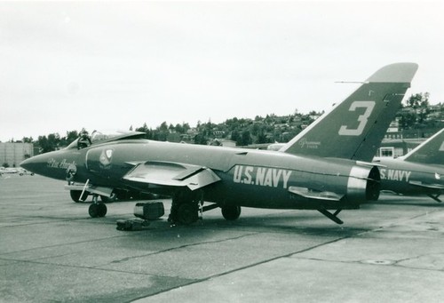 Grumman F11F-1 Tiger