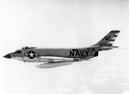 PictionID:45404631 - Catalog:16_006567 - Title:McDonnell F3H-2 (F-3B after 1962)
