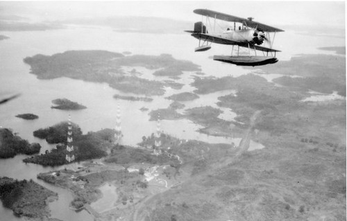 Vought O2U-2 Corsair