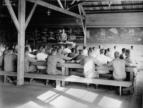 North island image 1918 QM School