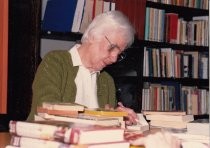 May Hipshman, 1990