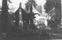 130 Cascade Dr, 1975