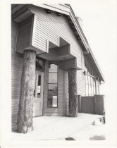 Front entrance of Mountain Home Inn, 1985