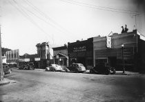 Throckmorton Avenue looking towards Miller Avenue, late 1930s