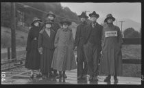 Locust Avenue, masks on, 1918