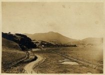 Miller Ave as a winding dirt road, circa 1900