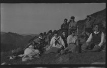 Men and women at Hunters Camp, 1918