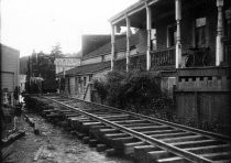 Railroad ramp to put Engine No. 2 on a flat car at 74 Throckmorton site, 1905