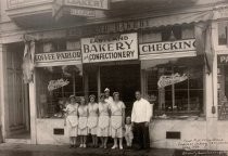 Eastland Bakery and Confectionery, circa 1930