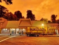 Orange sky outside Mill Valley Market, 2020